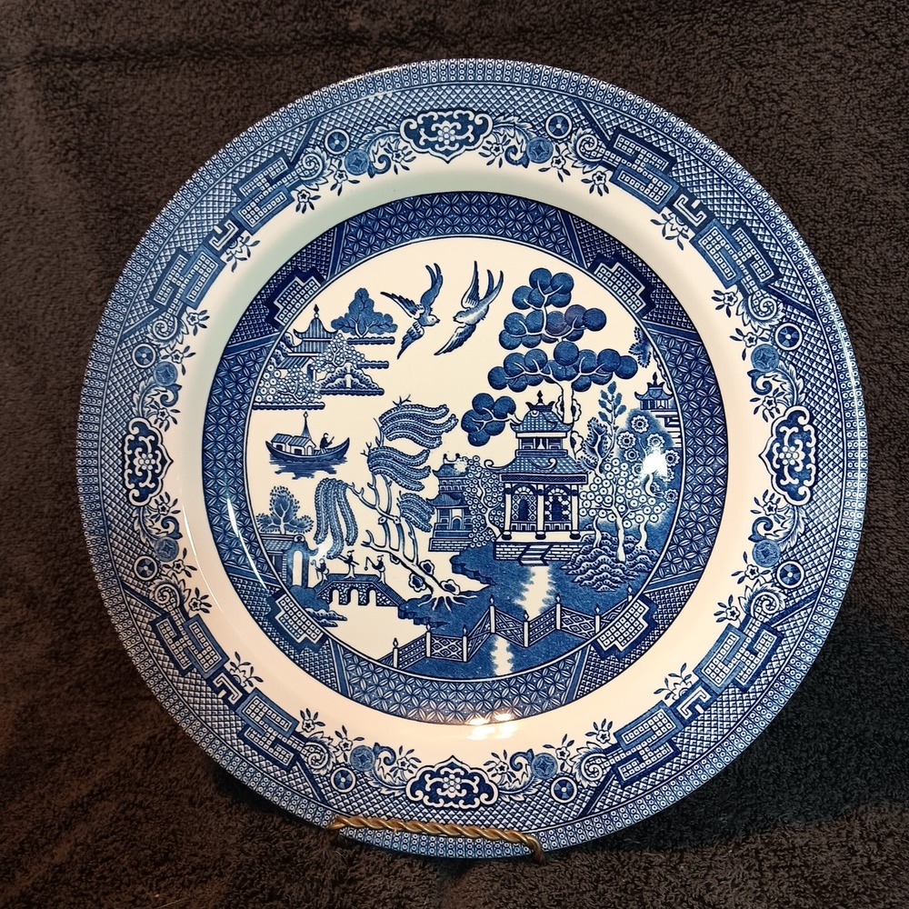 Vintage Blue Willow Willow Ware‎ 10.5 inch Dinner Plate Churchill England NB